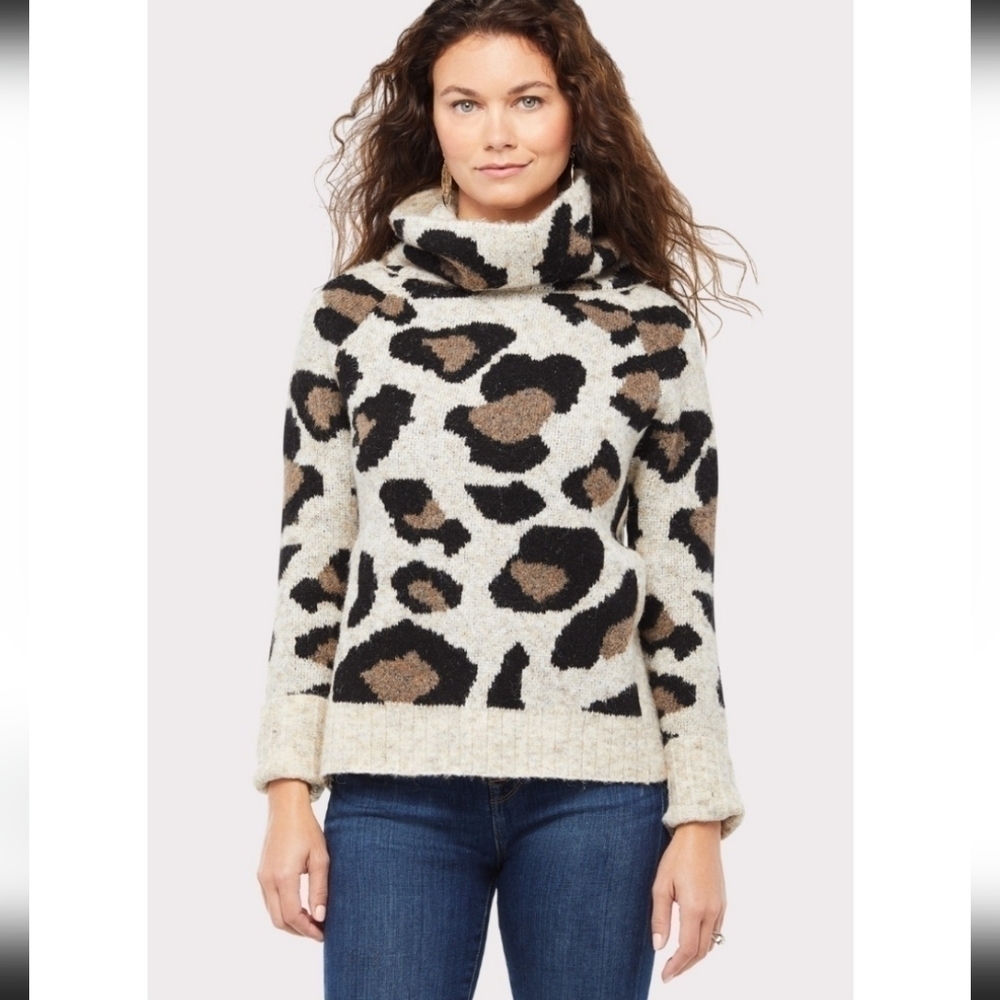 RD Style Leopard Print Turtleneck Knit Sweater Size XS